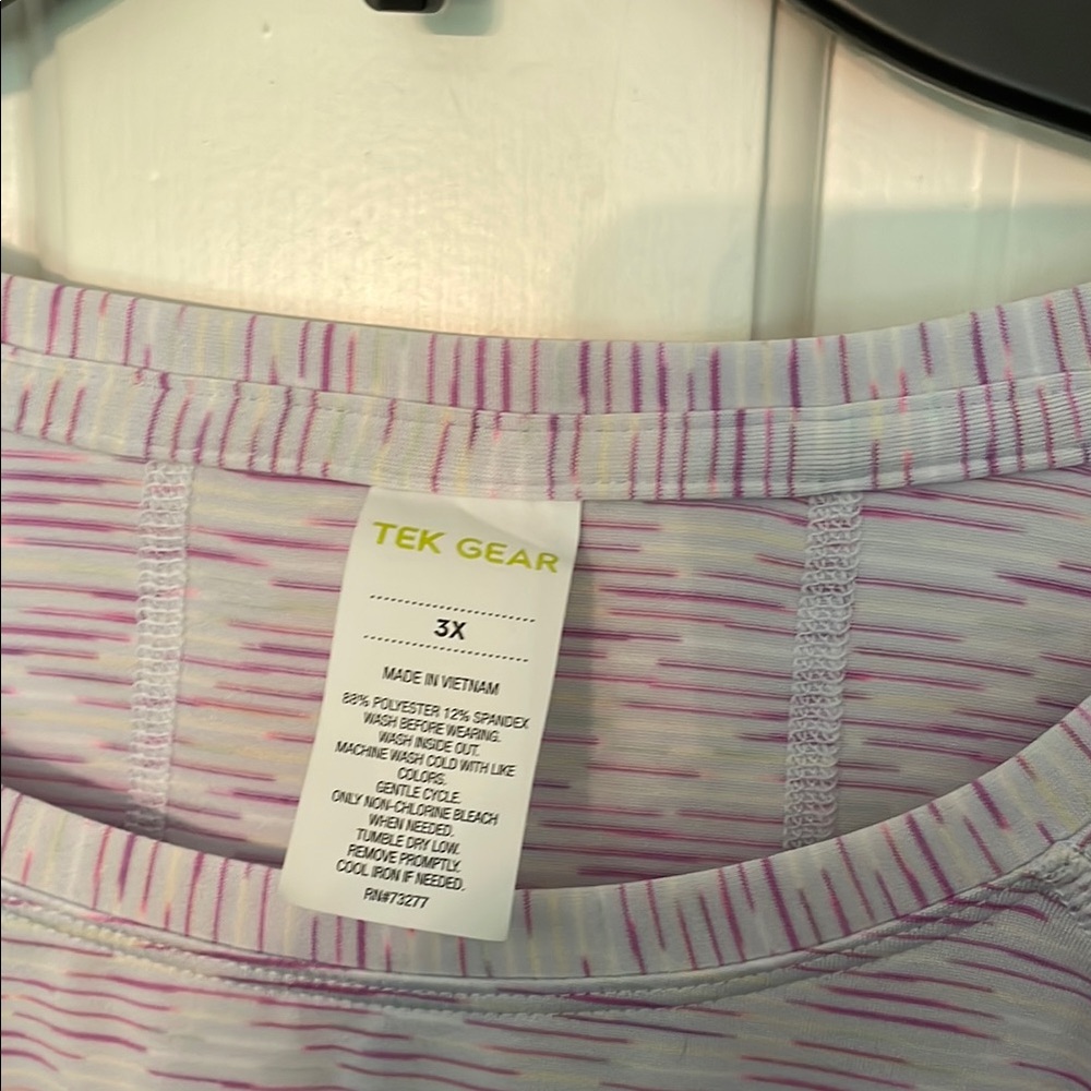 Women's Lavender Long Sleeve Top - Picture 2 of 5